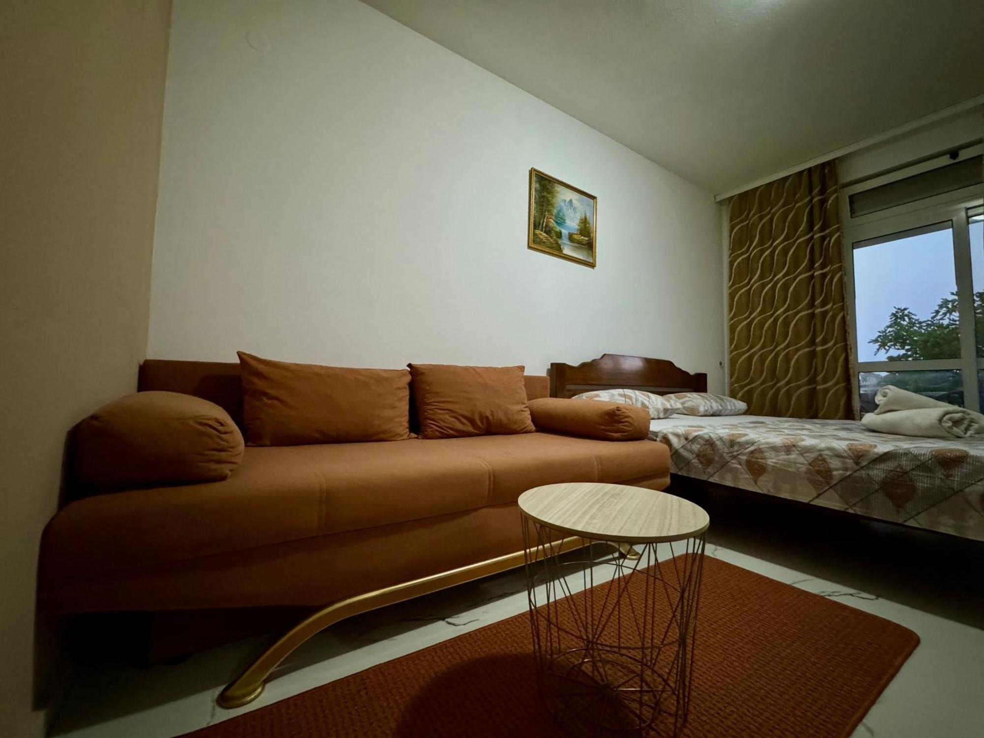 Apartments Cobi 울친 객실 사진