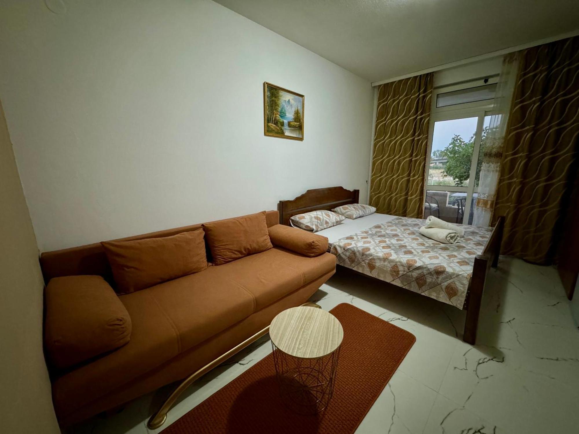 Apartments Cobi 울친 객실 사진